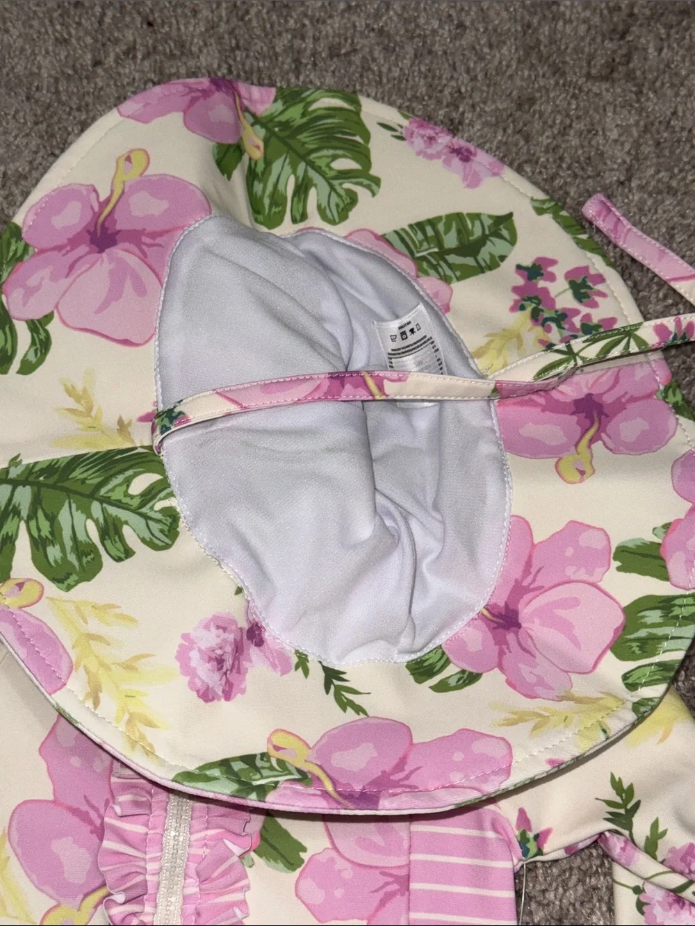 Jessica Simpson baby size 24 months ultraviolet protection upf swimsuit & hat